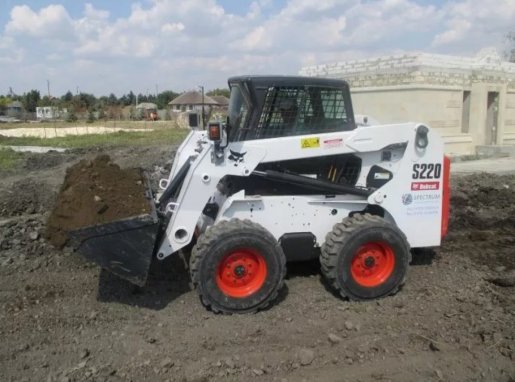 Фронтальный погрузчик Bobcat S220 взять в аренду, заказать, цены, услуги - Великий Новгород