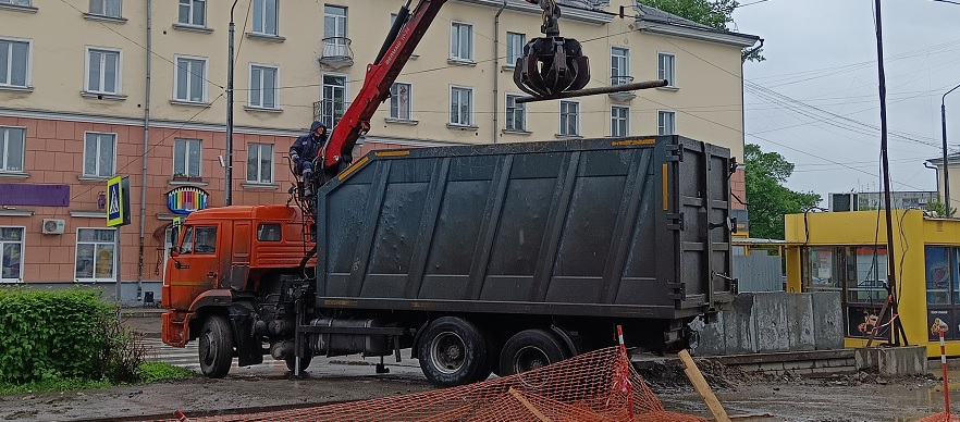 Услуги ломовоза в Старой Руссе