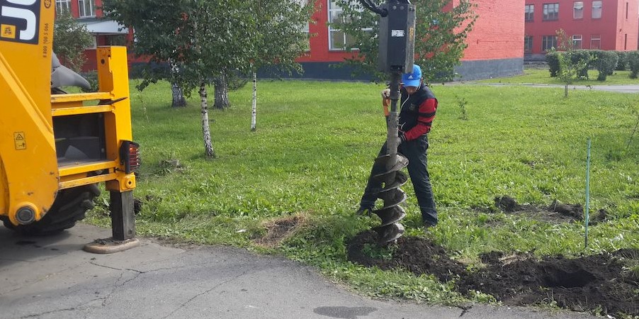 Услуги по бурению грунта под столбы и фундамент в Великом Новгороде